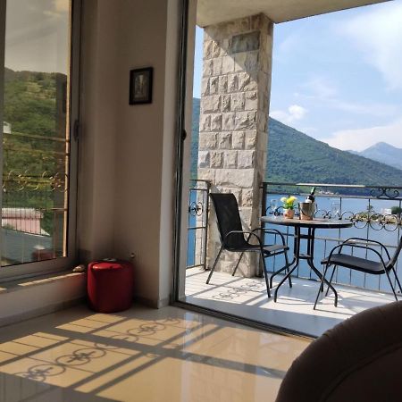 Apartment Galina Tivat Buitenkant foto