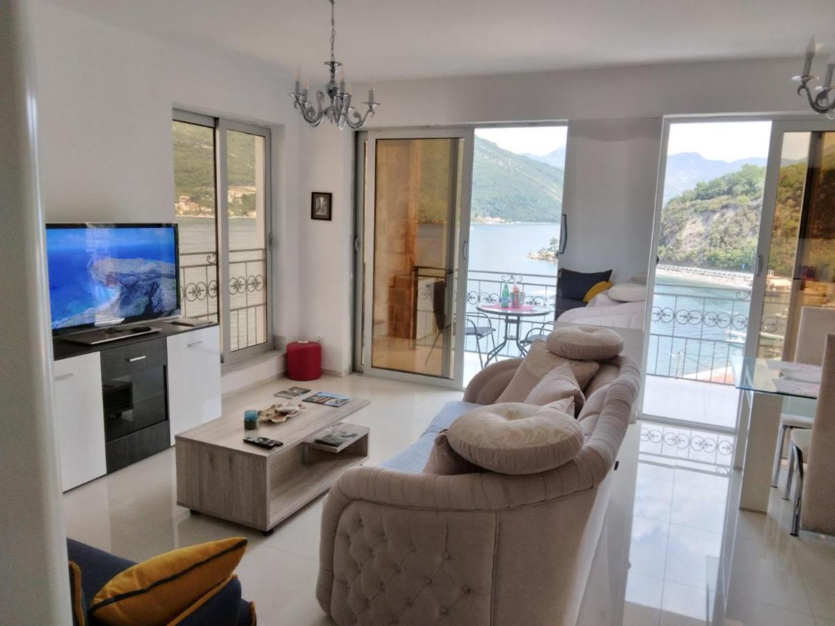 Apartment Galina Tivat Buitenkant foto