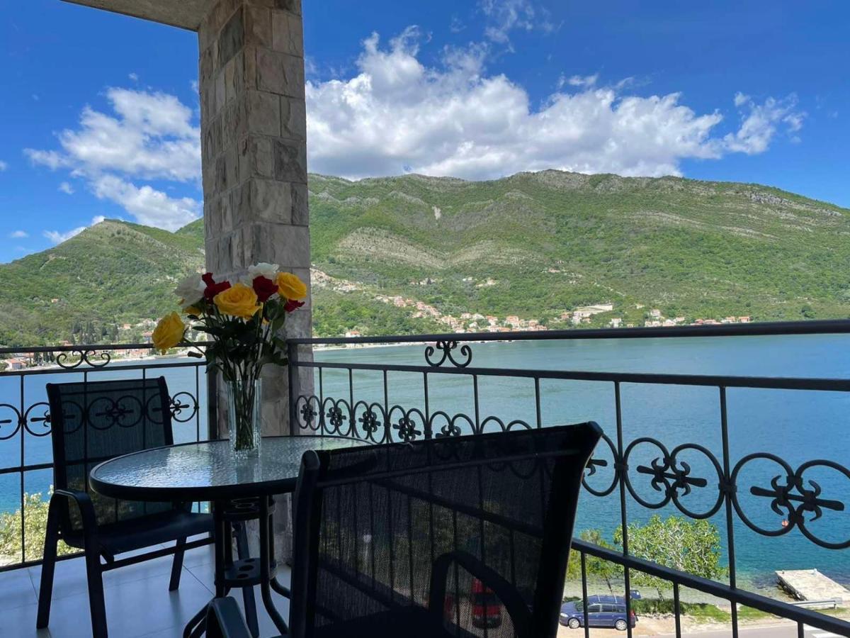 Apartment Galina Tivat Buitenkant foto