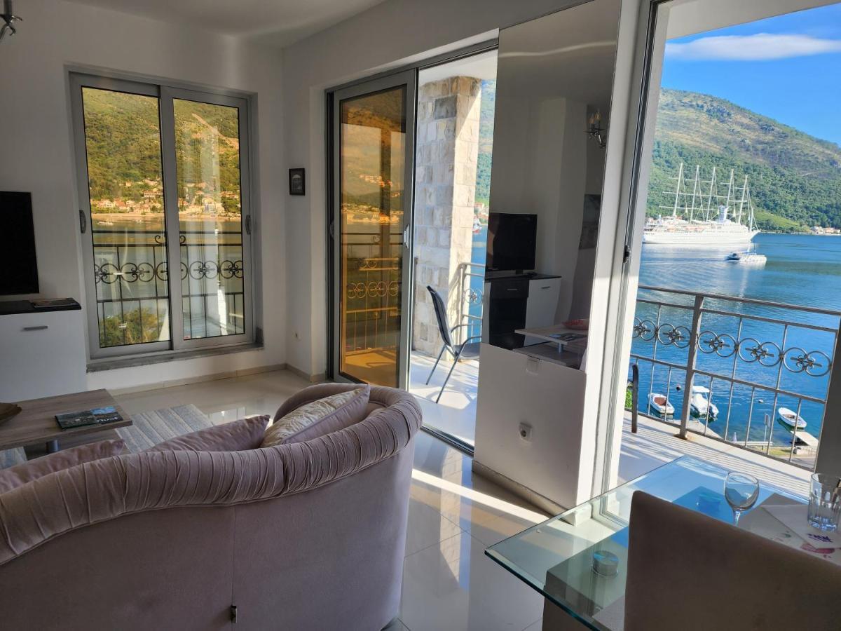 Apartment Galina Tivat Buitenkant foto