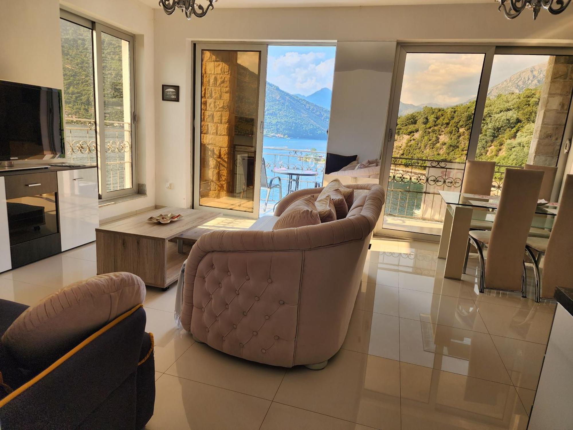 Apartment Galina Tivat Buitenkant foto